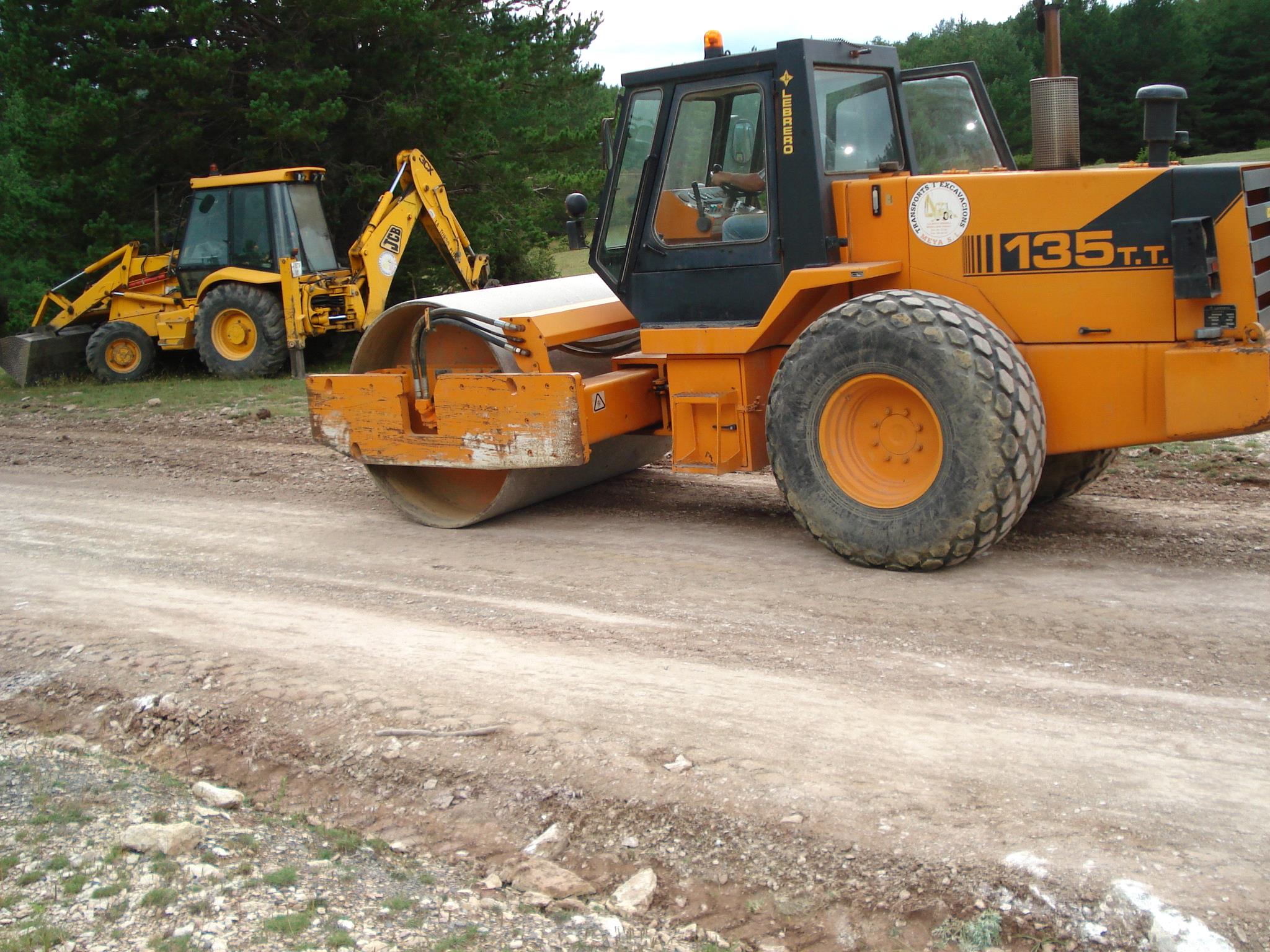 COMPACTACIÓN DE TERRENOS